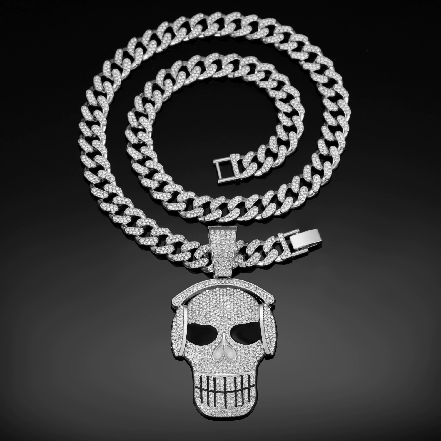 Elegant Cuban Style Necklace Featuring Superior Crafted Links