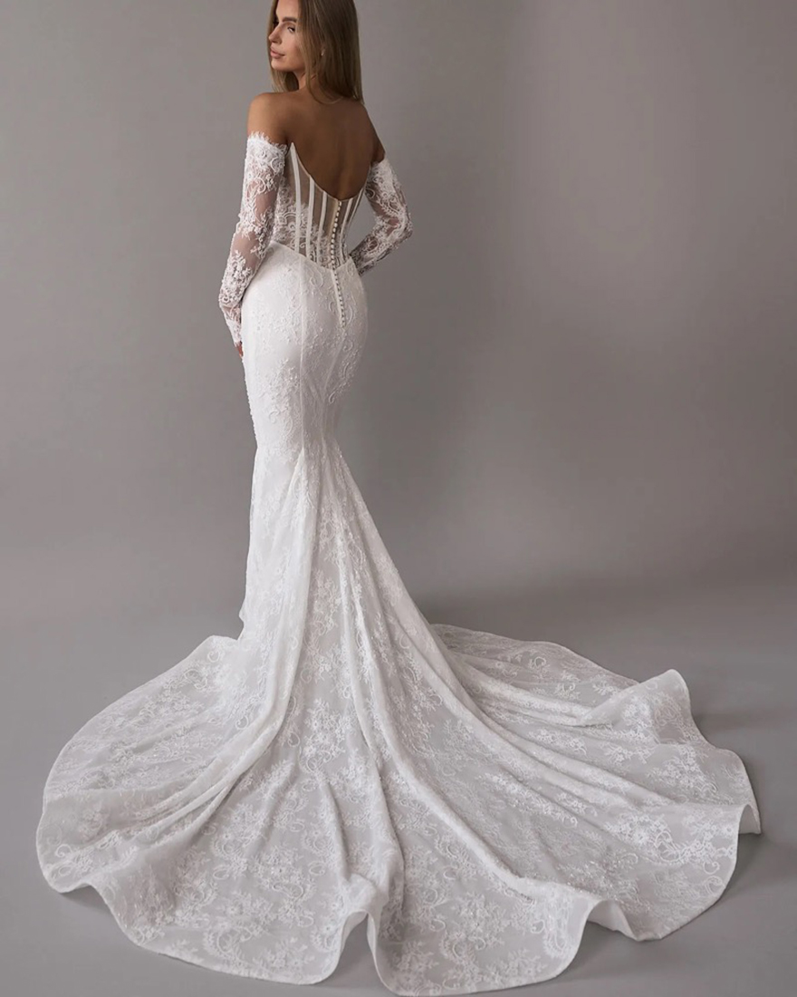 Mermaid Gorgeous Lace Dress With Overskirt Sweetheart Long Sleeves Wedding Gown Bone Bodice Button Back Robe De Mariee