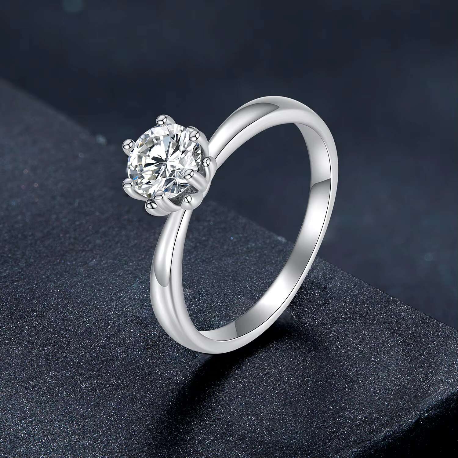 925 Sterling Silver Moissanite Jewelry Rings 0.8ct 6mm Round Brilliant Cut Diamond Engagement Ring for Women