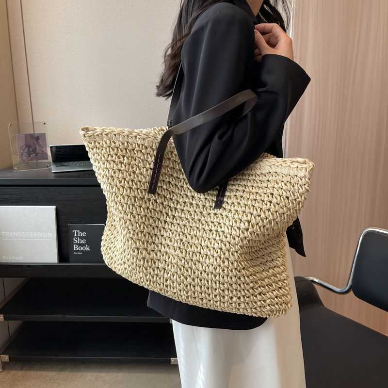 Large Capacity Grass Woven Large Bag Womens Bag New Stylish Woven Versatile Shoulder Bag Summer Fashion Tuochanglei