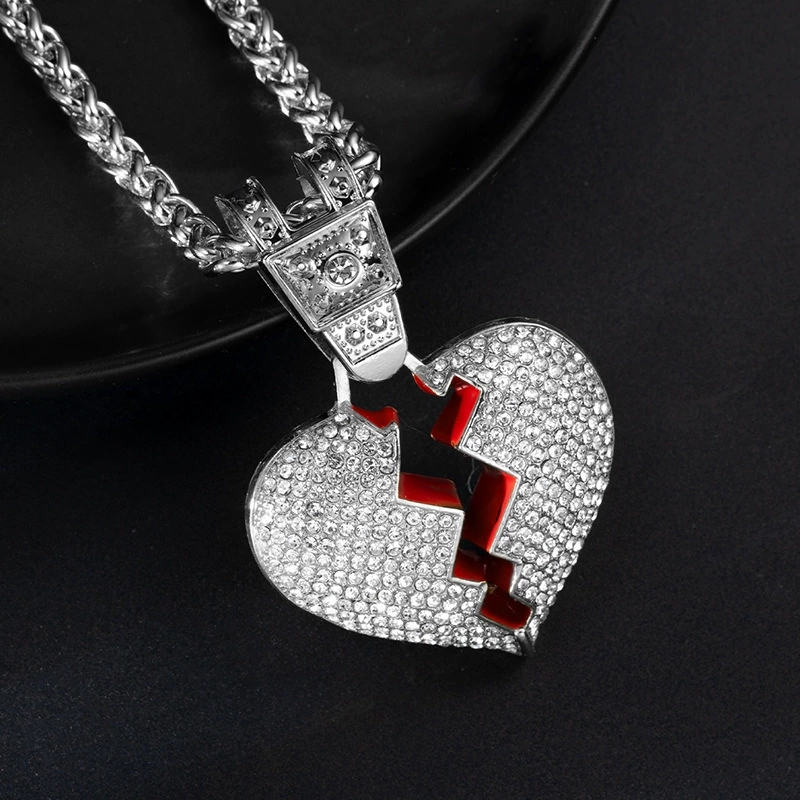 Classic Cuban Link Necklace with Heart-Shaped Elements - Versatile Accessory