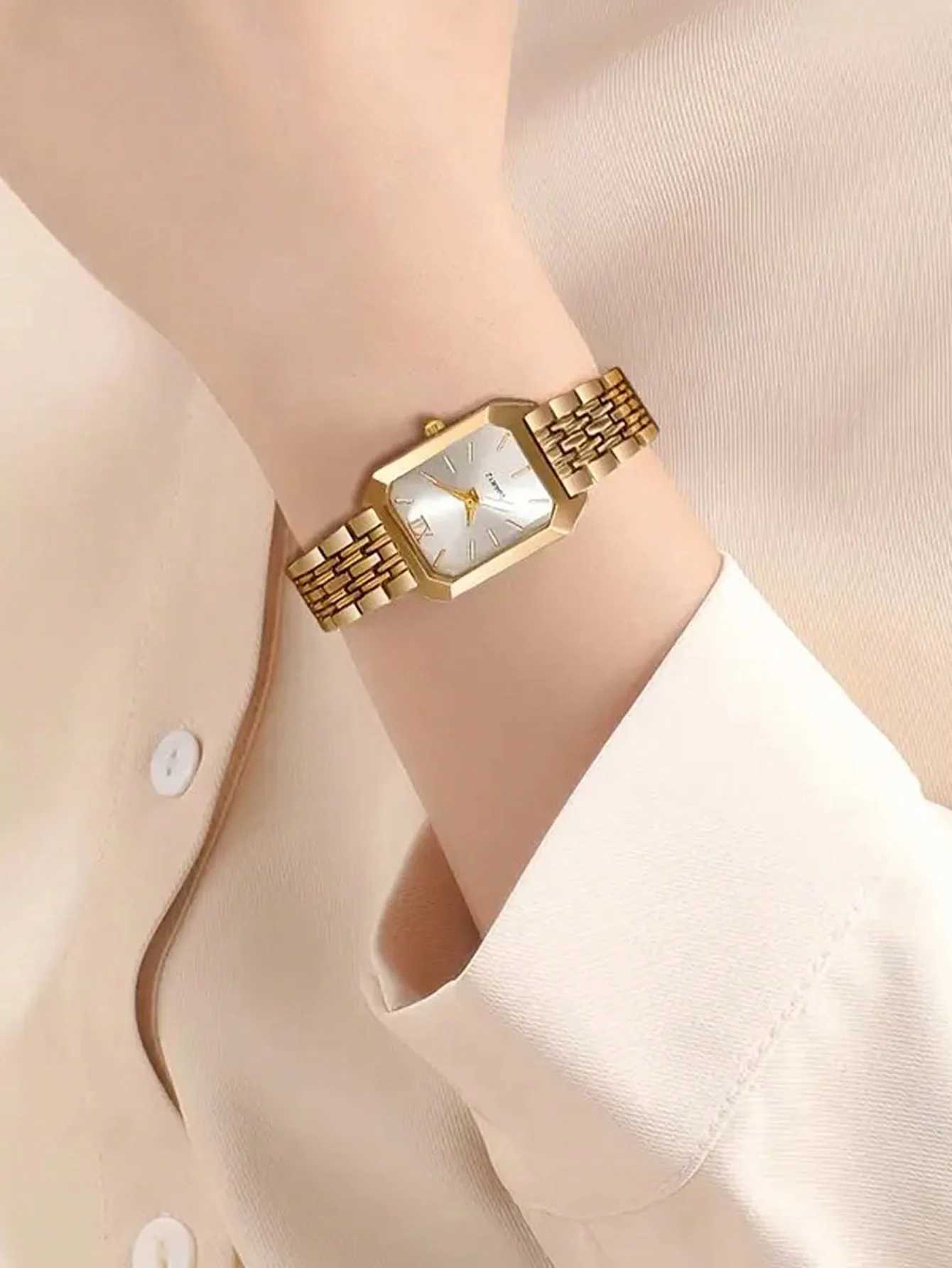 2025 Hot Brand Stainless Steel Strap Watch Women Luxury Gift Quartz Wristwatch Student Fashion Simple Square Quartz WatchesXJ250527