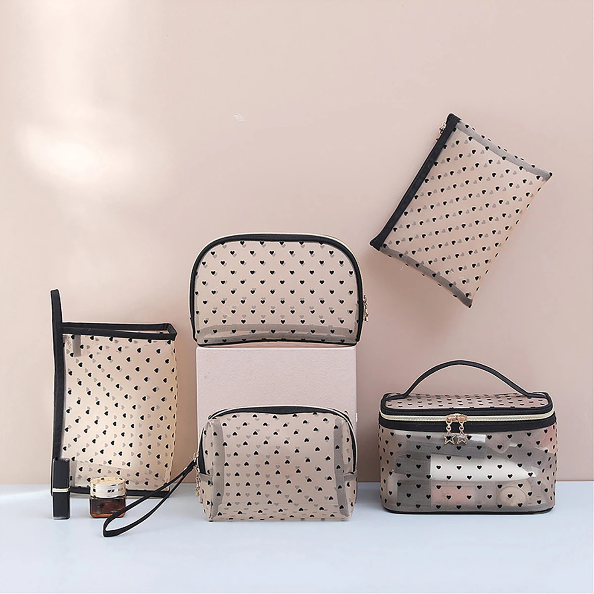 5pcs/Set Mesh Makeup Bags Black Heart Portable Cosmetic Pouches Washbag 250527