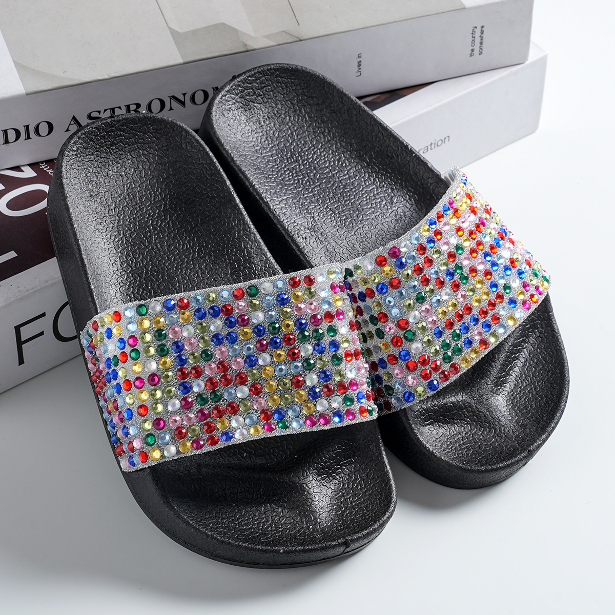 Girl Slippers Trendy Style Kids Designer High Quality Beach Shoes Kidsnest Slippers Fashion Children Casual Youth Slippers Size US7.5C-US3Y K0689