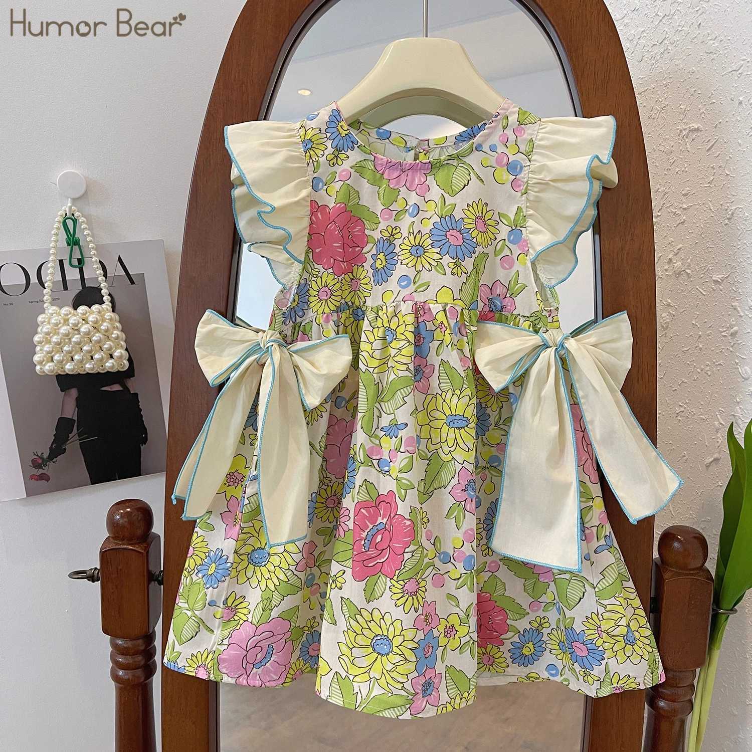 Humor Bear Girls New Little Fresh Retro Print Flying Sleeve Bowtie Beautiful Princess Dress Children Vestidos Casual Outfit X250528