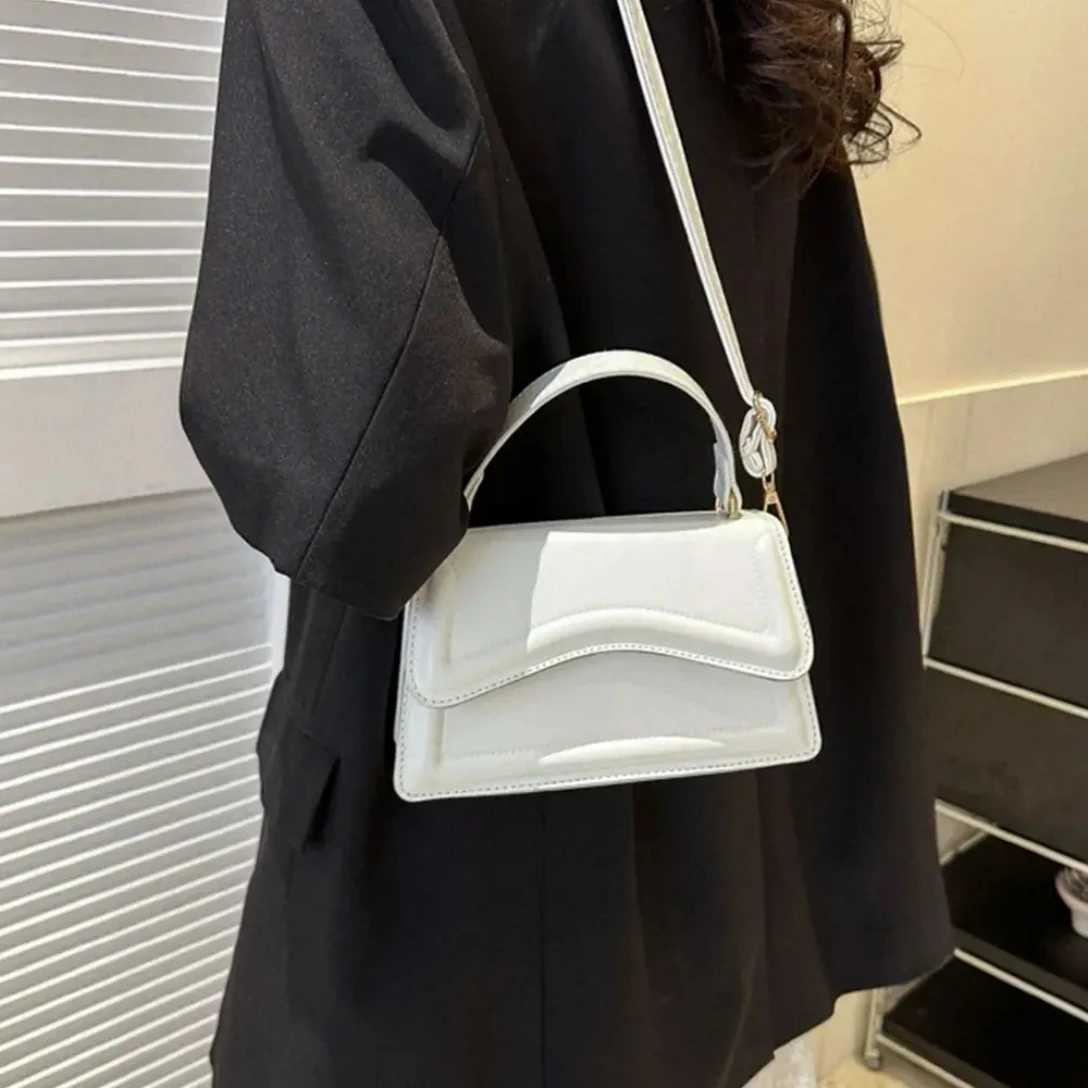 Hot Fashion Pu Leather Messenger Shoulder Bag Ladies Solid Color Handbags Leisure Stylish Crossbody Bags For Women Shoulder Bag Y250528