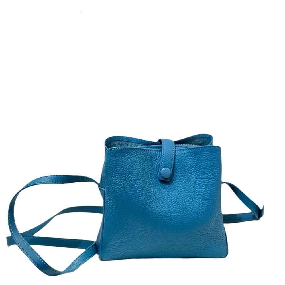 New Versatile Genuine Leather Small Square High-end Simple Crossbody Niche Ins Style Single Shoulder Bag for Women