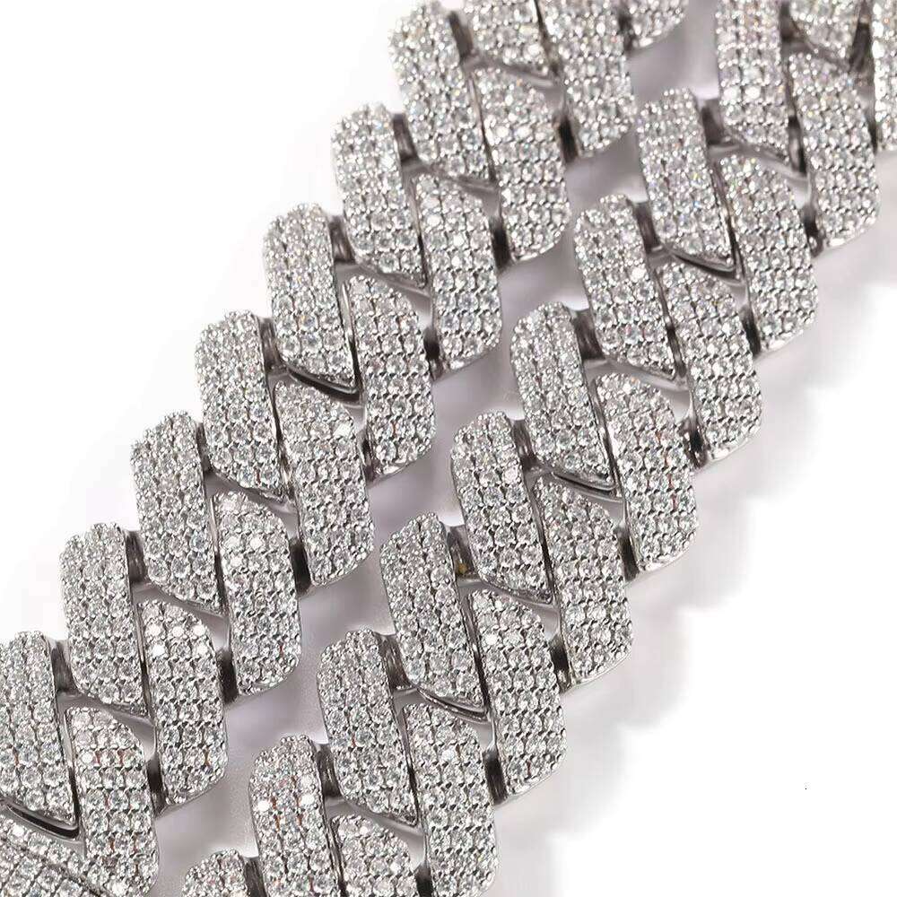 DHCollections 10mm CZ Iced Out Alloy Cuban Link Chain Bracelet Hip Hop Jewelry for Men