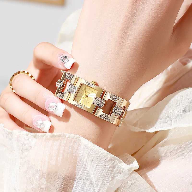 Fashion Women Watch Ladies Luxury Diamond Square Dial Quartz Watches Reloj Mujer Girls Clock GiftWithout Box XJ250527