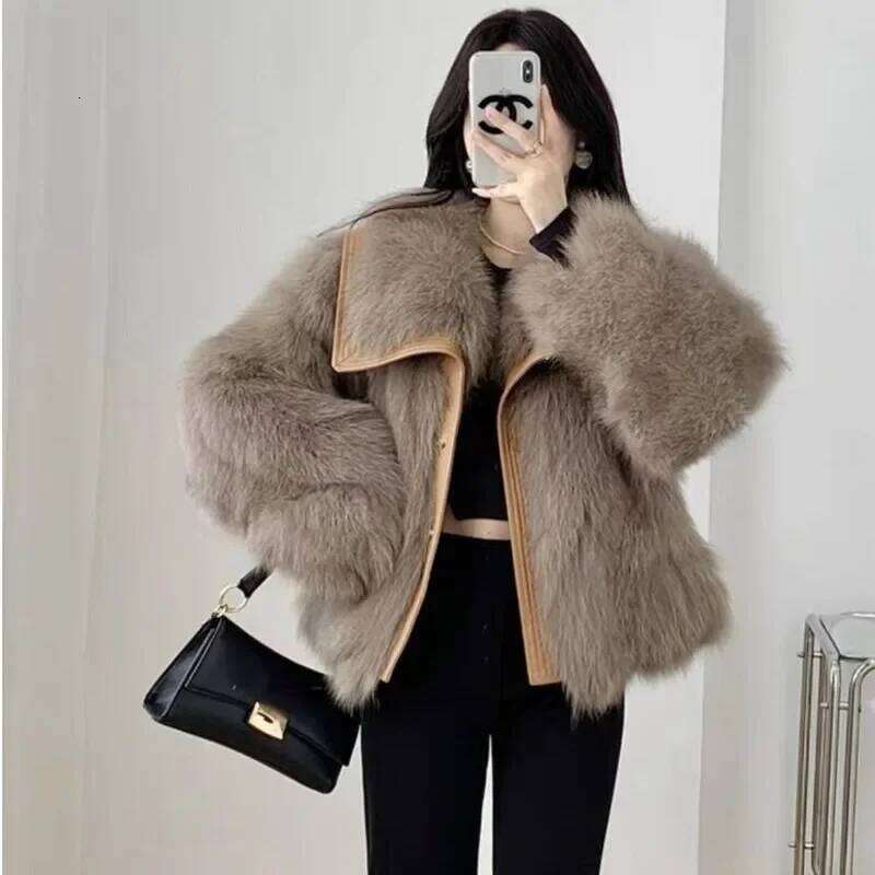 2024 Winter New Fashionable Jacket Tweed Style Cropped Loose-fit Fur Top One-piece Big Lapel Coat