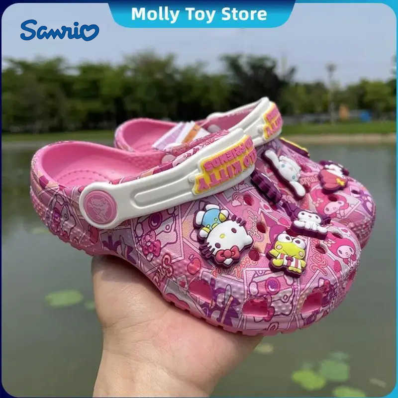 Sanrio New Sanrio Hello Kitty Summer Cartoon Children Slippers Non-Slip Soft-Soled Wrap Toe Sandals ChildrenS Boys Girls Beach Shoes w250528