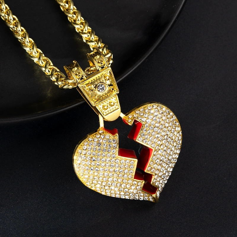 Classic Cuban Link Necklace with Heart-Shaped Elements - Versatile Accessory