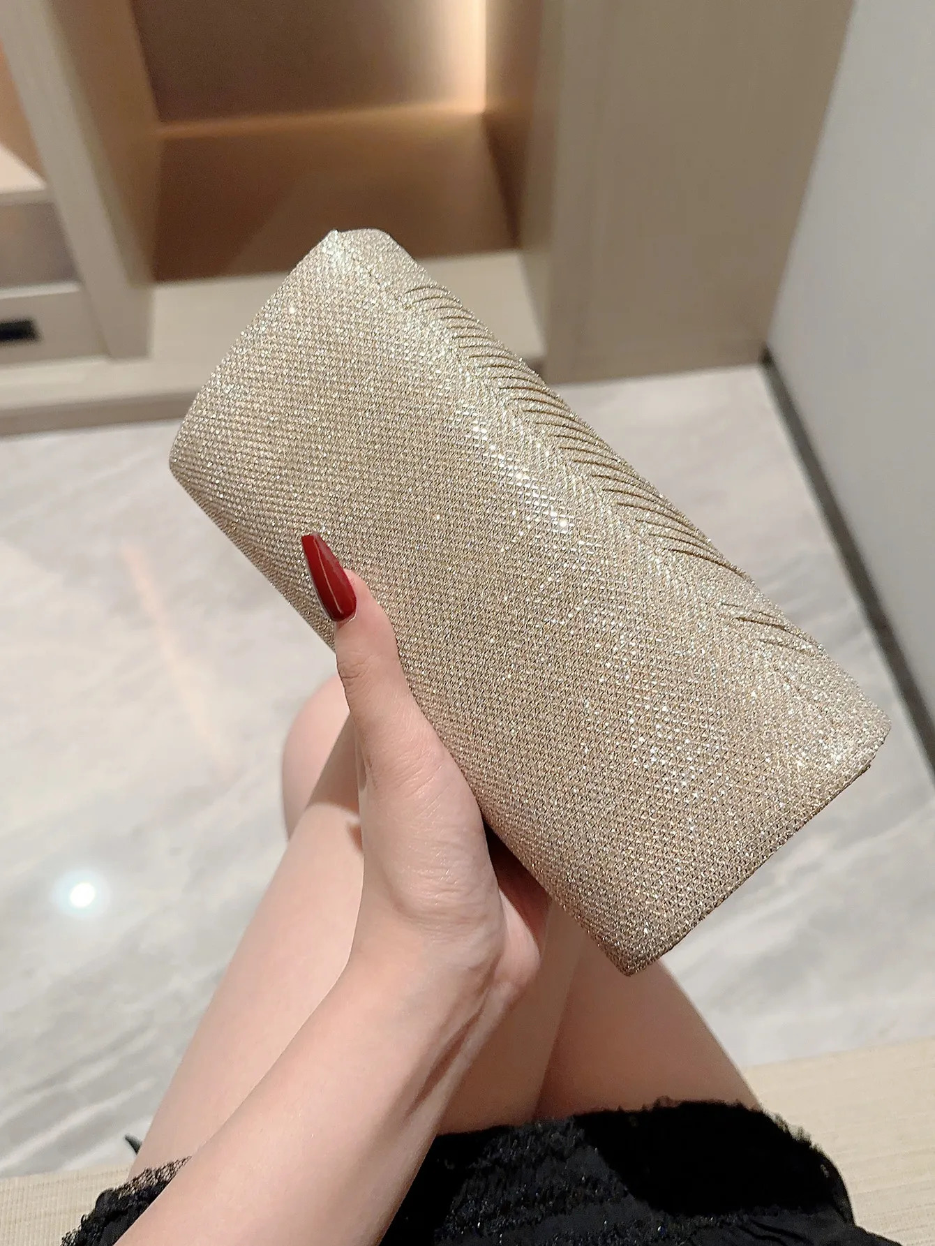Womens Classic Pleated Sparkling Evening Bag Mini Clutch Banquet Bag Dress Bag Party Bag Evening Bag Chain Bag 250526