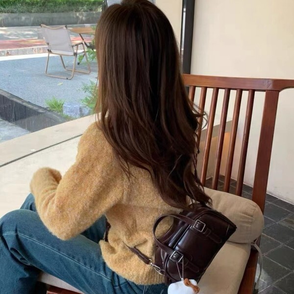 Top quality brand, high-quality new free designer bag, 2025 new retro black handbag, crossbody bag, shoulder bag, new free designer bag