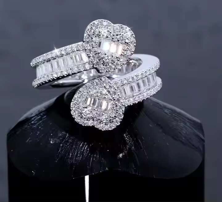 Customizable 925 Silver Moissanite Ring Classic Fine Bridal Jewelry for Women for Engagement or Special Occasions