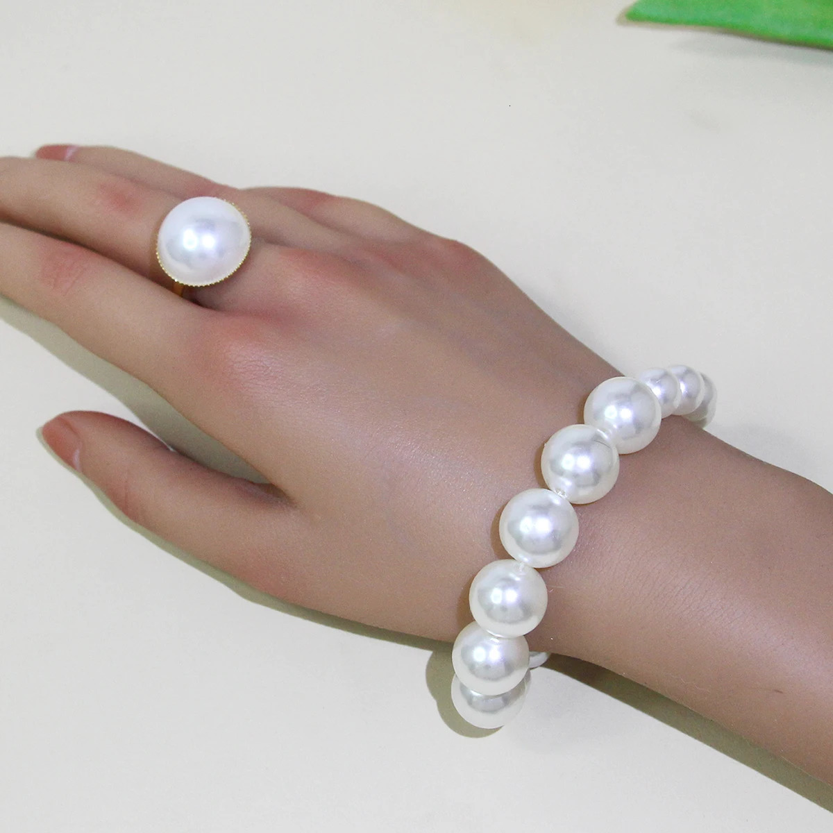 5 Womens Vintage Light French 5 Piece Pearl Jewelry Fashion Wedding Earring Bracelet Necklace Ring Set 250520