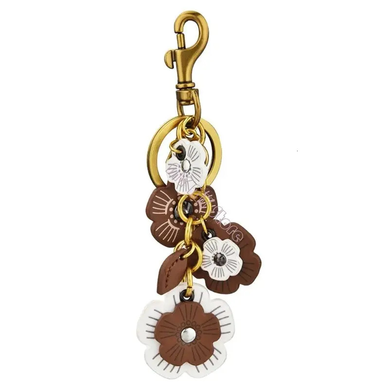 Stylish Leather Flower Keychain Bag Pendant Car Keyring Charm Unique Hanging Pendant Present for Women 250527