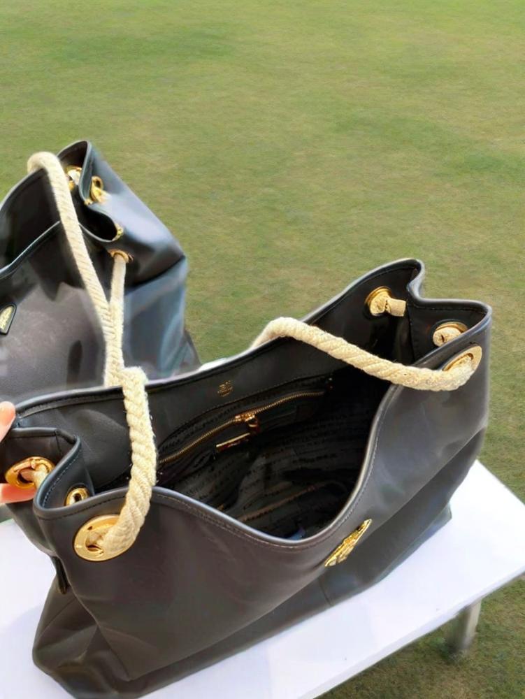 One shoulder travel bag, new business travel luggage bag, lightweight and large capacity handbag for outdoor fitness