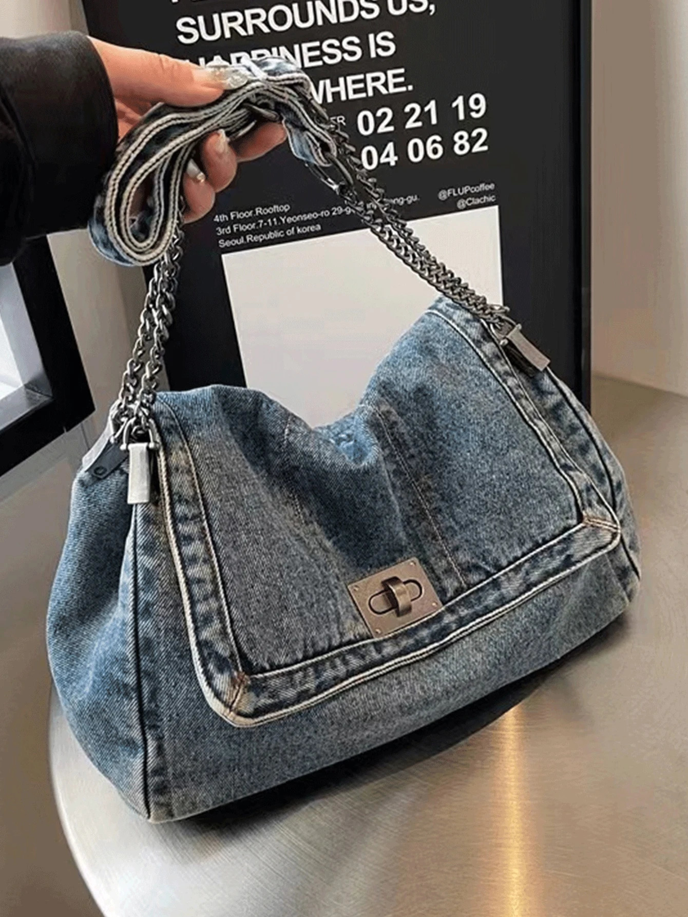 Denim Tote Bag with Metal Buckle and Chain Strap Deep Blue Light Blue Black Vintage Stitching for Women Non-Adjustable Sl 250526