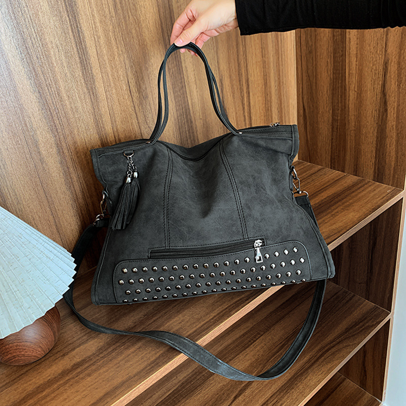 Luxury Brand Designer Bag 2024 New European And American Retro Matte Personality Fashion Trend Large Capacity Handheld Crossbody Tote Motorcycle Bag