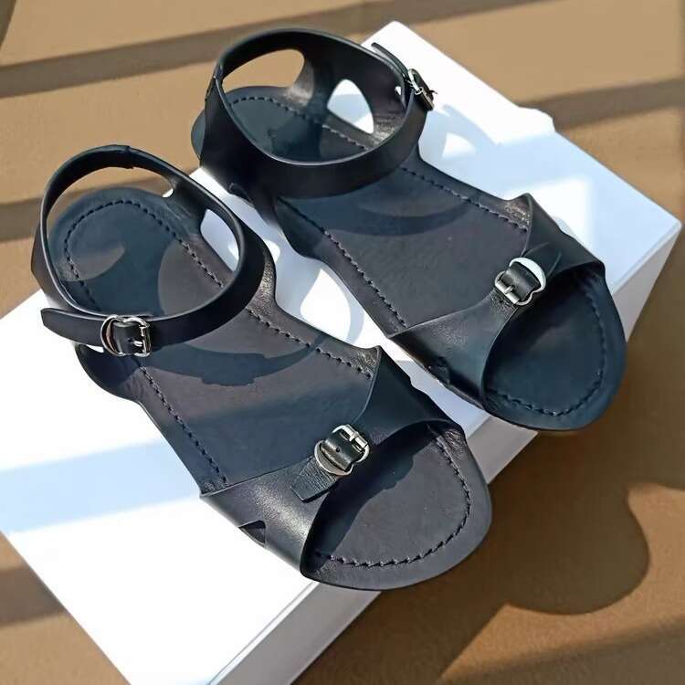 Flat Beach with Buckle Strap 2025 Red Summer Fashion Roman Fairy Style One-Strap Sandals for Women