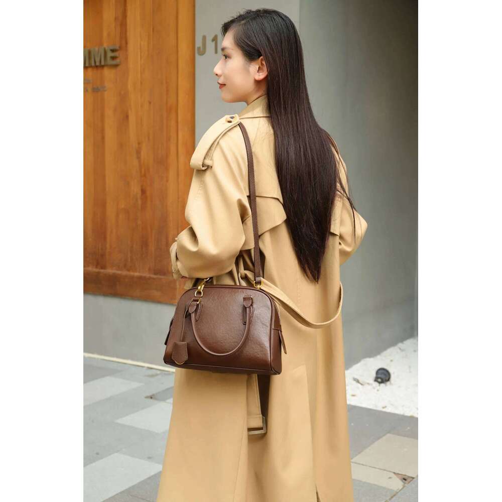 Genuine Leather Fashion Women's Shoulder Crossbody Large Bags Luxruy Designer High Quality Casual Ladies Handbag Female Cowhide