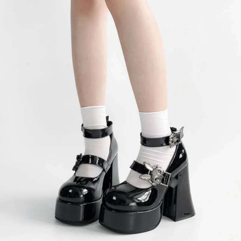 Mary Janes Lolita Metal Decoration Round Toe Thick Sole Platform Chunky Heels Women Pumps Buckle Strap Fashion Punk Sexy Shoes