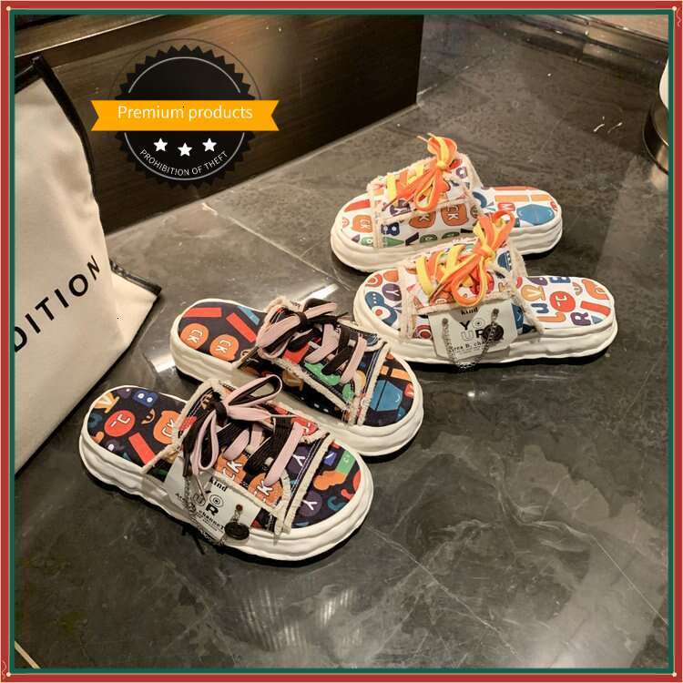 Fashion Designer Sandals Thick Soled Slippers Hot Summer Graffiti Outdoor New Style Small Flat Bottomed Women's Sandals Free Shipping Wholesale