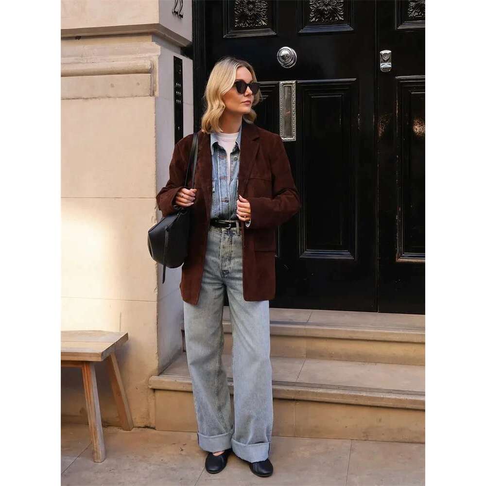 Women 's Suede Vintage Laple Full Sleeve Pockets Thicken Outwears Female 2025 Spring Fashion New Lady Demi-season jacket