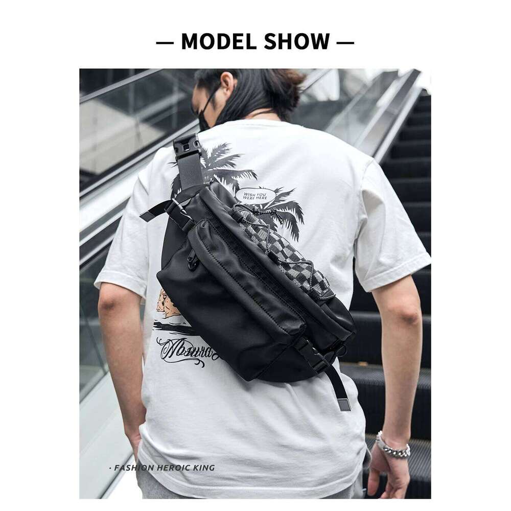 Mesh Design Fashion Men Chest 9.7inch Ipad Waterproof Breathable Multilayer Oxford Sports Cycling Short Trip Waist Bag
