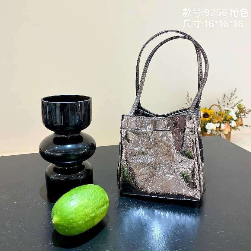 Autumn Winter Niche Design Handheld Basket Large Capacity Commuter Tote Genuine Leather Single Shoulder Wing Women's Bag