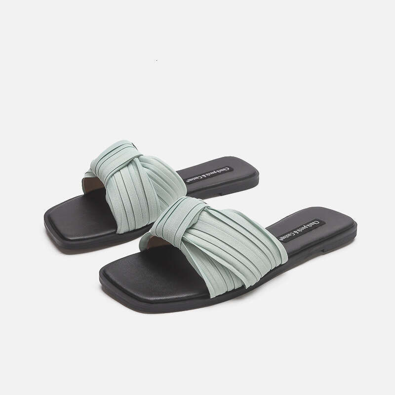 2025 New Summer K Fashion Beach Vacation Square Toe One-Strap for Women Outdoor Pleated Flat Sandals
