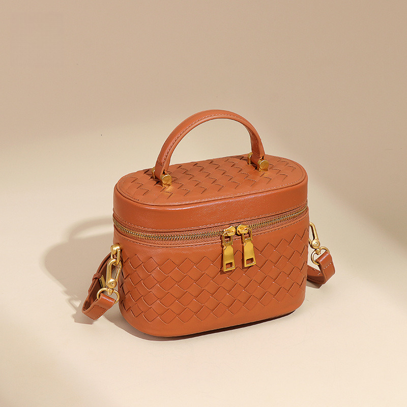 Trendy Handwoven Fashion Versatile Large Capacity Box Commuter Handheld Women's Single Shoulder Crossbody Bag
