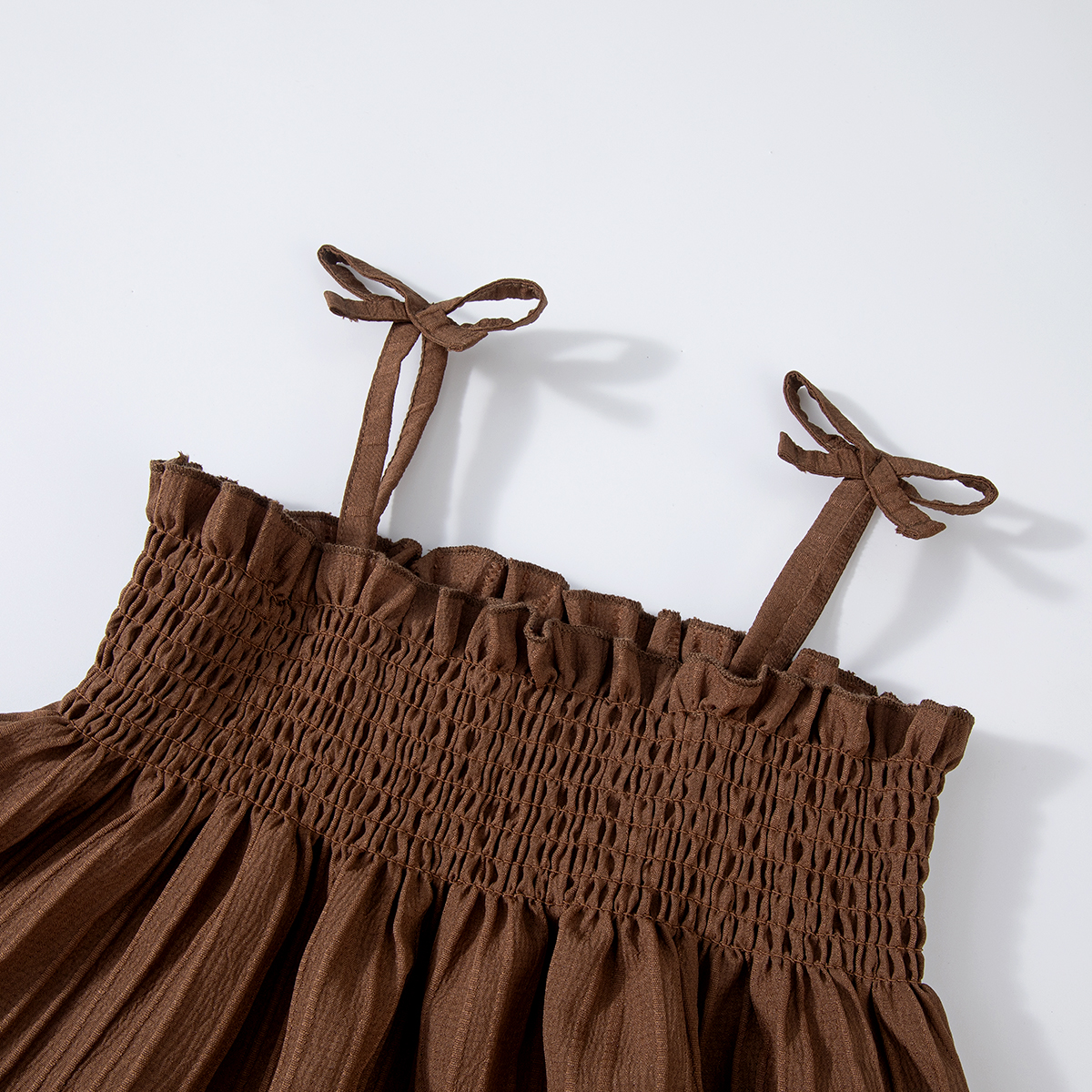 Baby girl cute and sweet casual dress with ruffled sleeves, elegant solid color dress, suitable for daily wear and outdoor activities, perfect for par