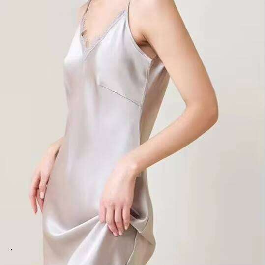 100% Mulberry Silk Satin Nightdress For Summer Lace Sexy Sling Custom Smooth Soft Knee Drawstring ODM Homewear