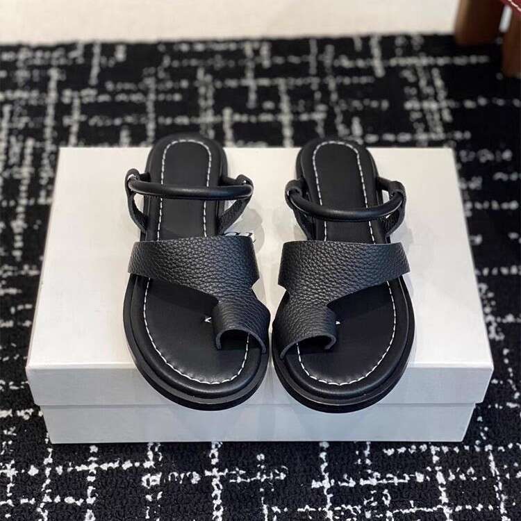 Cowhide Version ~ Niche Flat Toe Post Beach Roman Women 2025 Summer New Clip-On Sandals for Outdoor Wear
