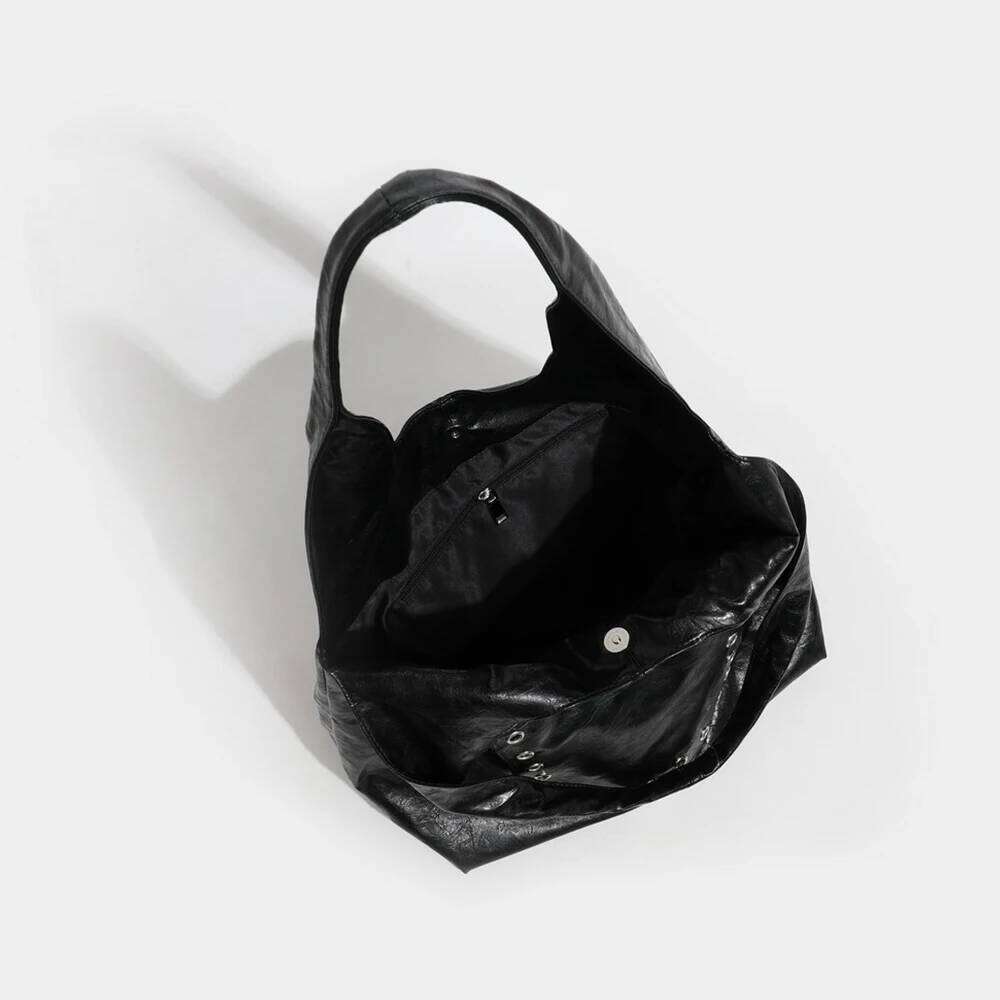 Women's Bags Designer Lager Capacity Shoulder Hollow Rivet Tote Bag Soft PU Leather Hobos Shopper Designer Handbag NEW Half Moon Bags