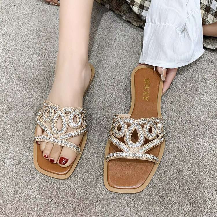 Designer Plus Size Women's Sandals 2025 Solid Color Flat Sandals Casual Square Toe Outdoor Wear Beach Rhinestone Slippers Luxury Shoes Wholesale