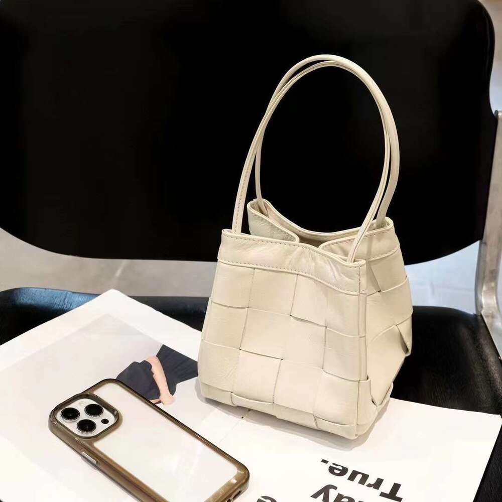 Tote Bag Braided Handbag Summer Textured Genuine Leather Woven Bucket Stylish Fashion Wing Top Layer Cowhide Mini Women S Underarm Bag Shoulder Bag