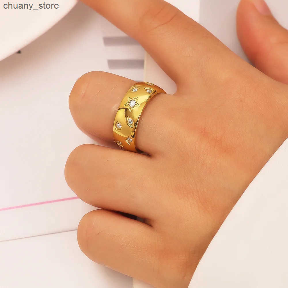 High Polished Stainless Steel Gold Plated Engraving Star White Shiny Zircon Ring for Women Girl Wedding Party Jewelry Gift z250529EEI3