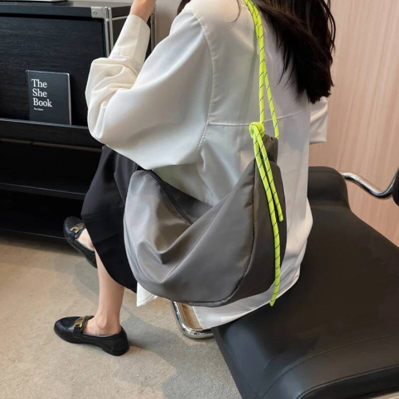 New Nylon Cloth Shoulder Bags Vintage Solid Color Hobos Casual Large Capacity Diagonal Bag Fashion Versatile Women Handbag
