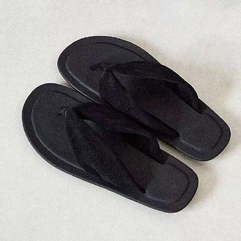Sheepskin Version ~ Niche Toe-Post Flip-Flops for Women, Outdoor Wear, 2025 Summer New Fashion Flat Sandals