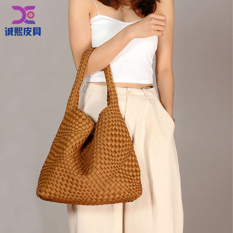 Tote Bag Handwoven Handheld Tote Shoulder Underarm Women S Bag Fashion Trend Casual Texture Shoulder Bag Braided Handbag