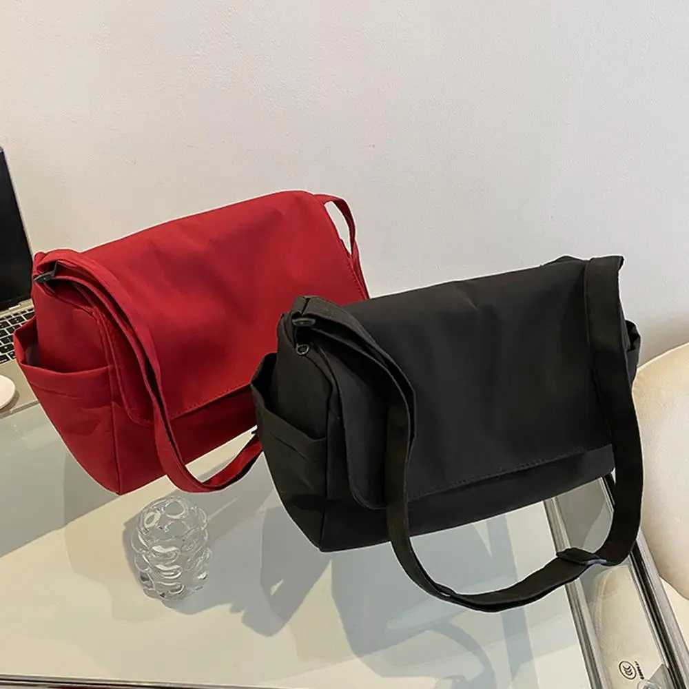 Casual Shoulder Bag Solid Color Students Crossbody Bag Womens Handbags Fashion Oxford Underarm Bag Zipper Female Handbag 2024 XJ2520528