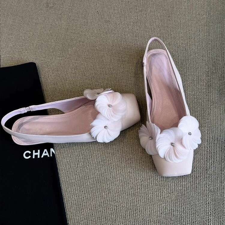 Cowhide Version ~ Fairy Style Flower Peep-Toe Sandals for Women 2025 Summer New Square Toe Flat Back Strap Single Shoes