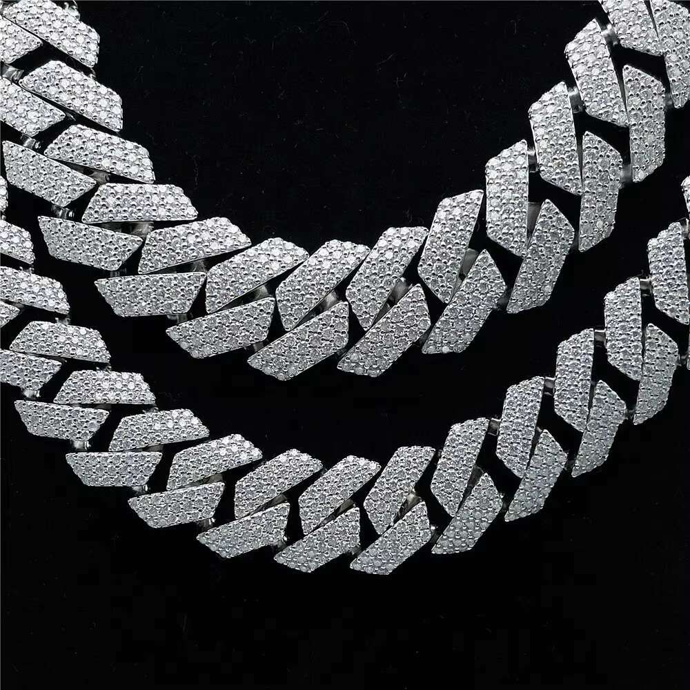 Fully Setting S925 VVS Moissanite Diamond 18mm Prong Iced Out Custom Cuban Link Chain Hip Hop Jewelry