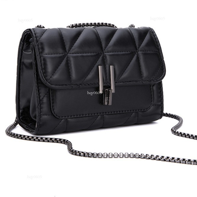 Top quality Brand High Quality New Style Free Delivery Designer Bag Women's Versatile Chain 2024 High-End Fashion Shoulder Light Luxury Quilted E