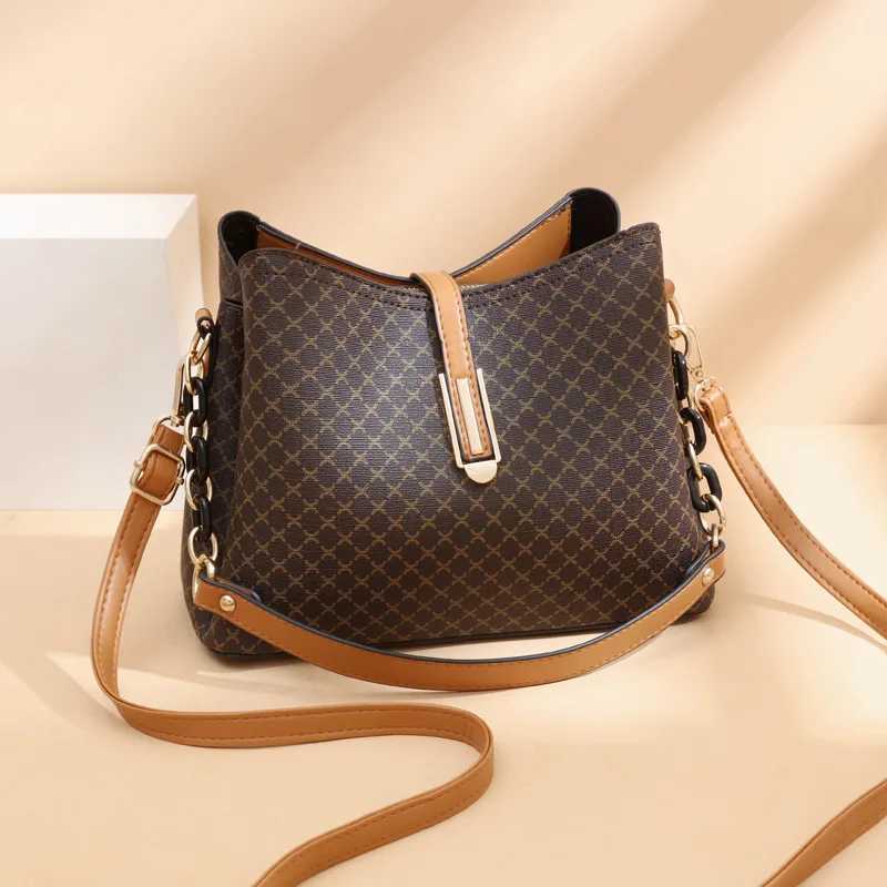 Fashion Women Bucket Crossbody Bag Vintage Tassel Designer Messenger Bag High Quality PU Leather Shoulder Bag Simple Handbag XJ2520528