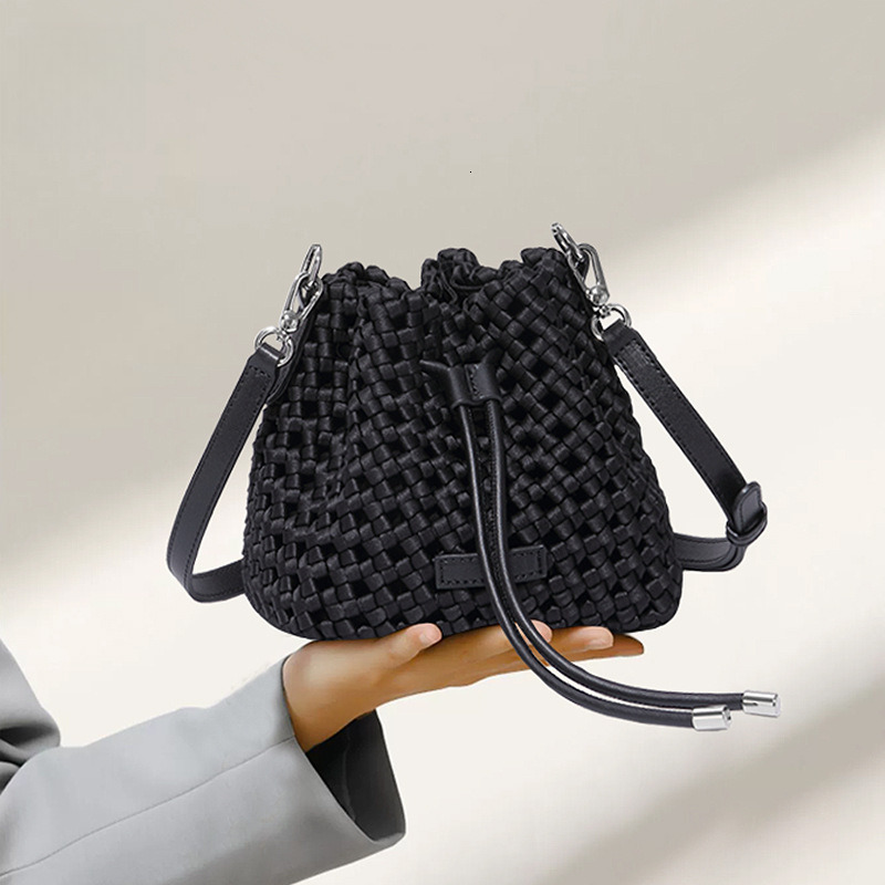 High-End New Handbag Windmill Knot Bucket Handwoven Niche Design Light Luxury Shoulder Crossbody Bag