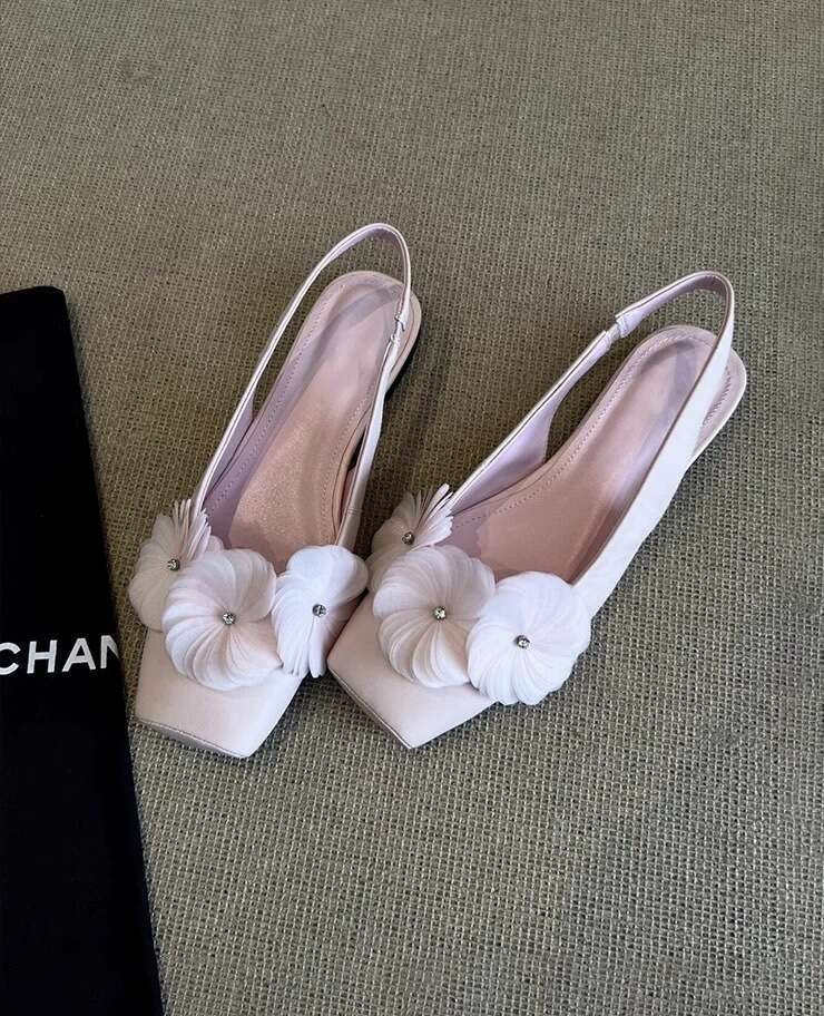 Cowhide Version ~ Fairy Style Flower Peep-Toe Sandals for Women 2025 Summer New Square Toe Flat Back Strap Single Shoes